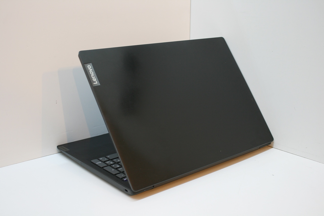 Ноутбук Lenovo L340-15API (81LW008SRKk)