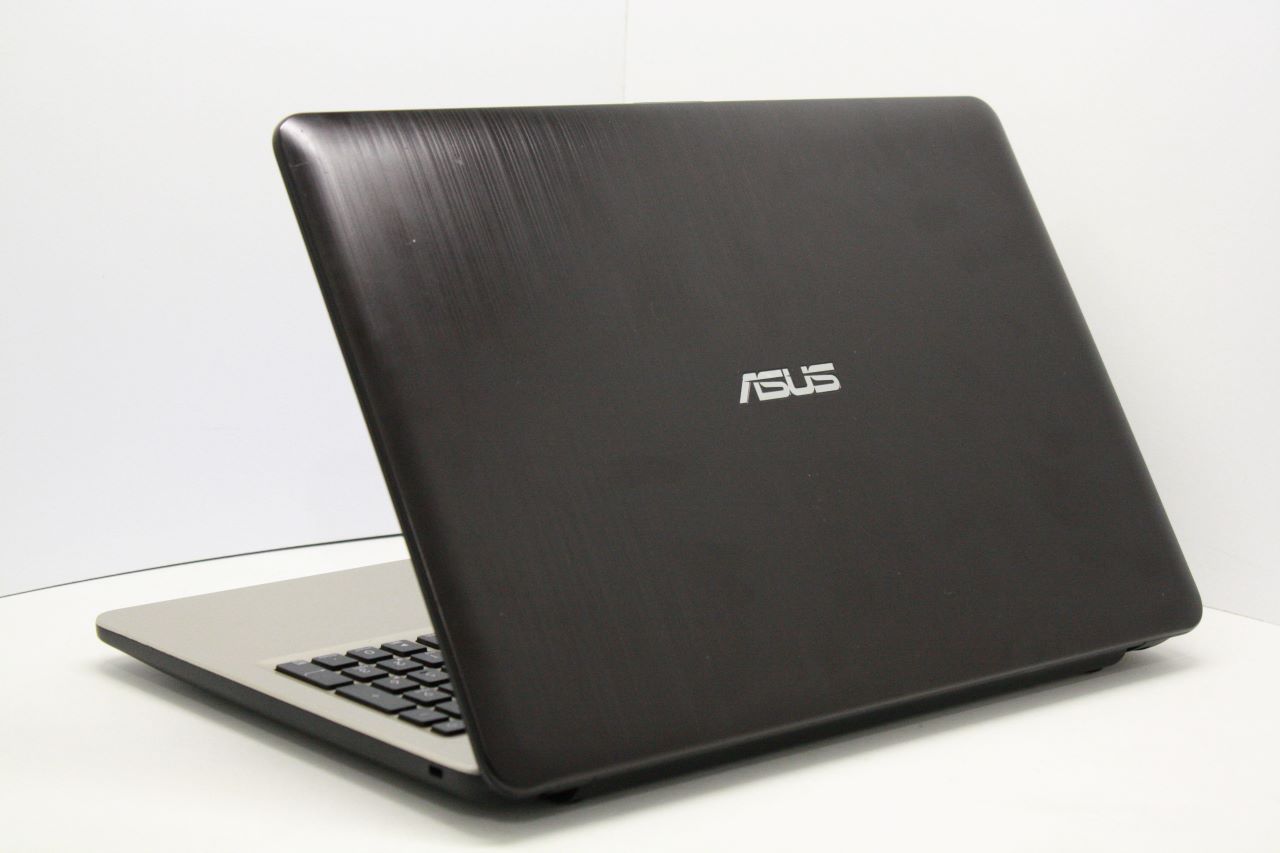 Ноутбук Asus R540NV-GQ050T