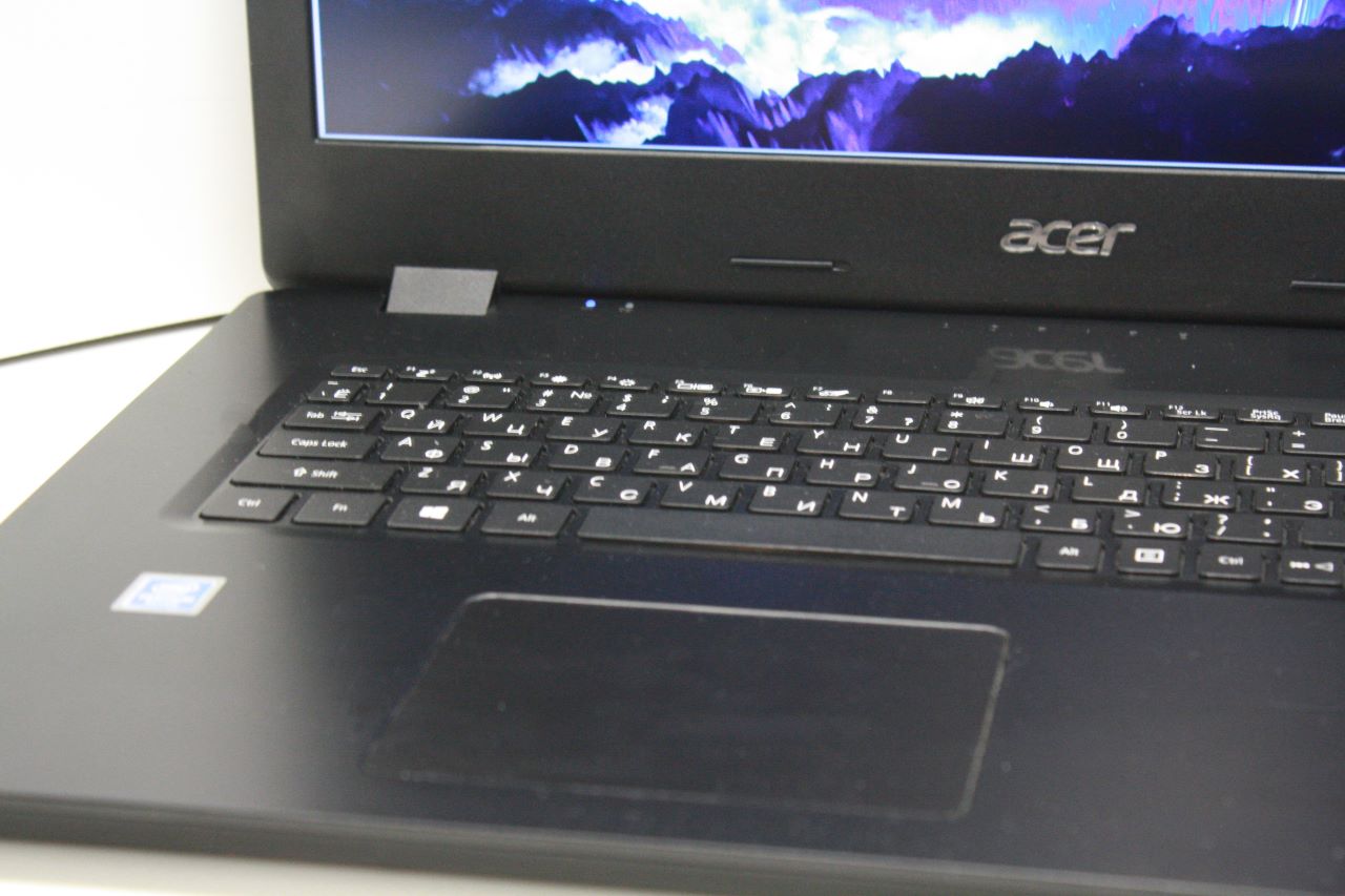 Ноутбук Acer A317-32-P09J