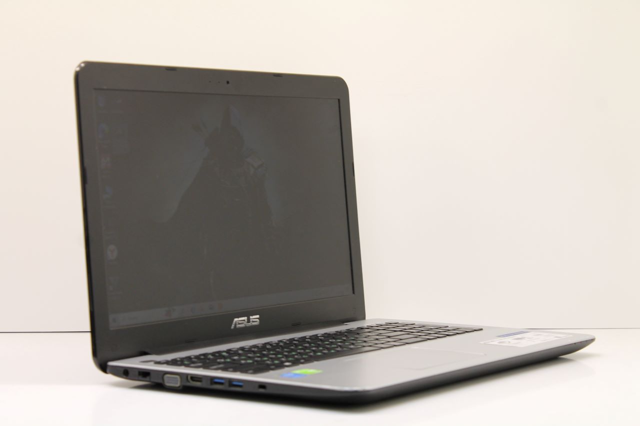 Ноутбук Asus X555LB-XO180H