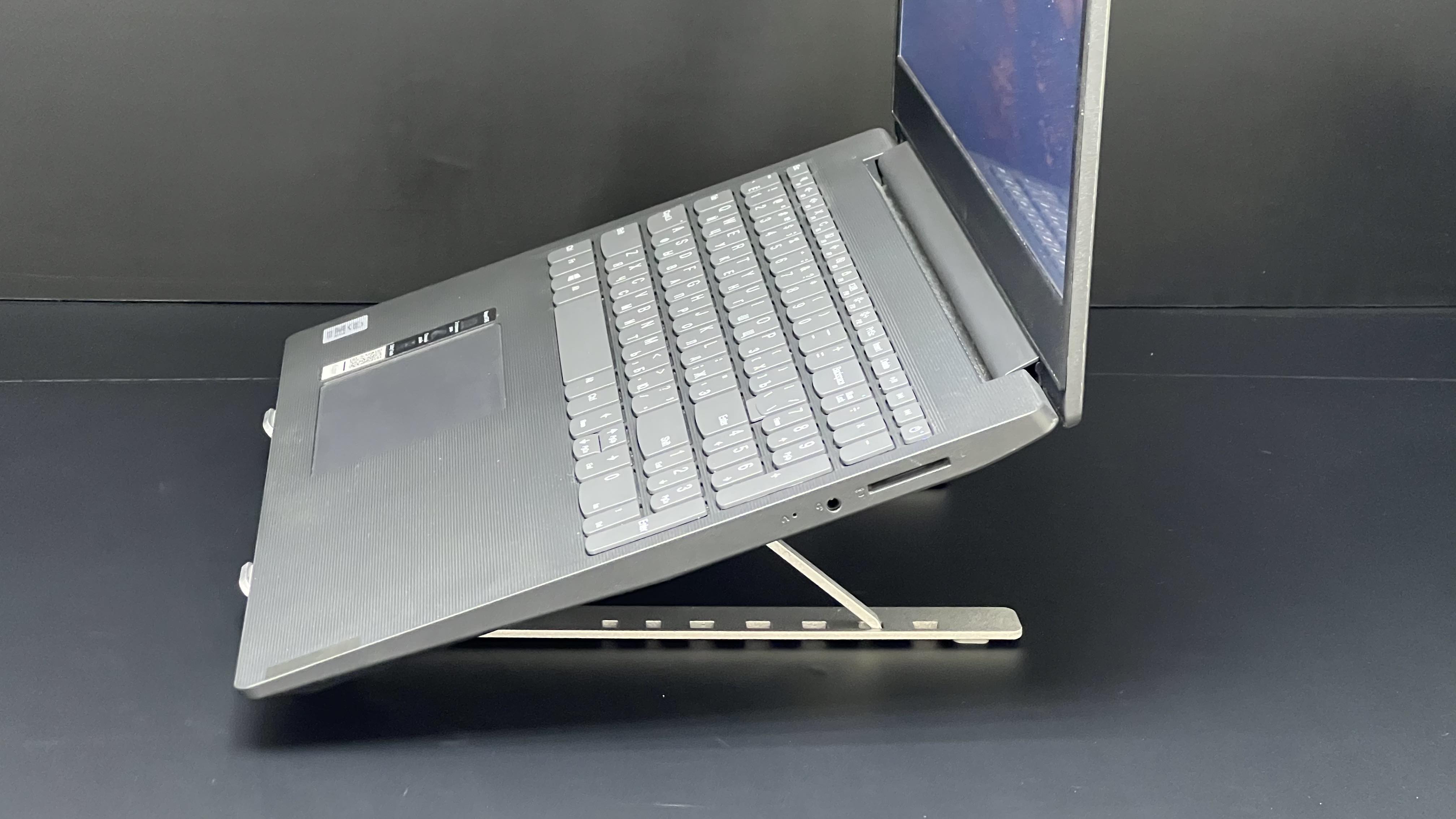 Ноутбук Lenovo Ideapad S145-15IIL (81W8000NRK)