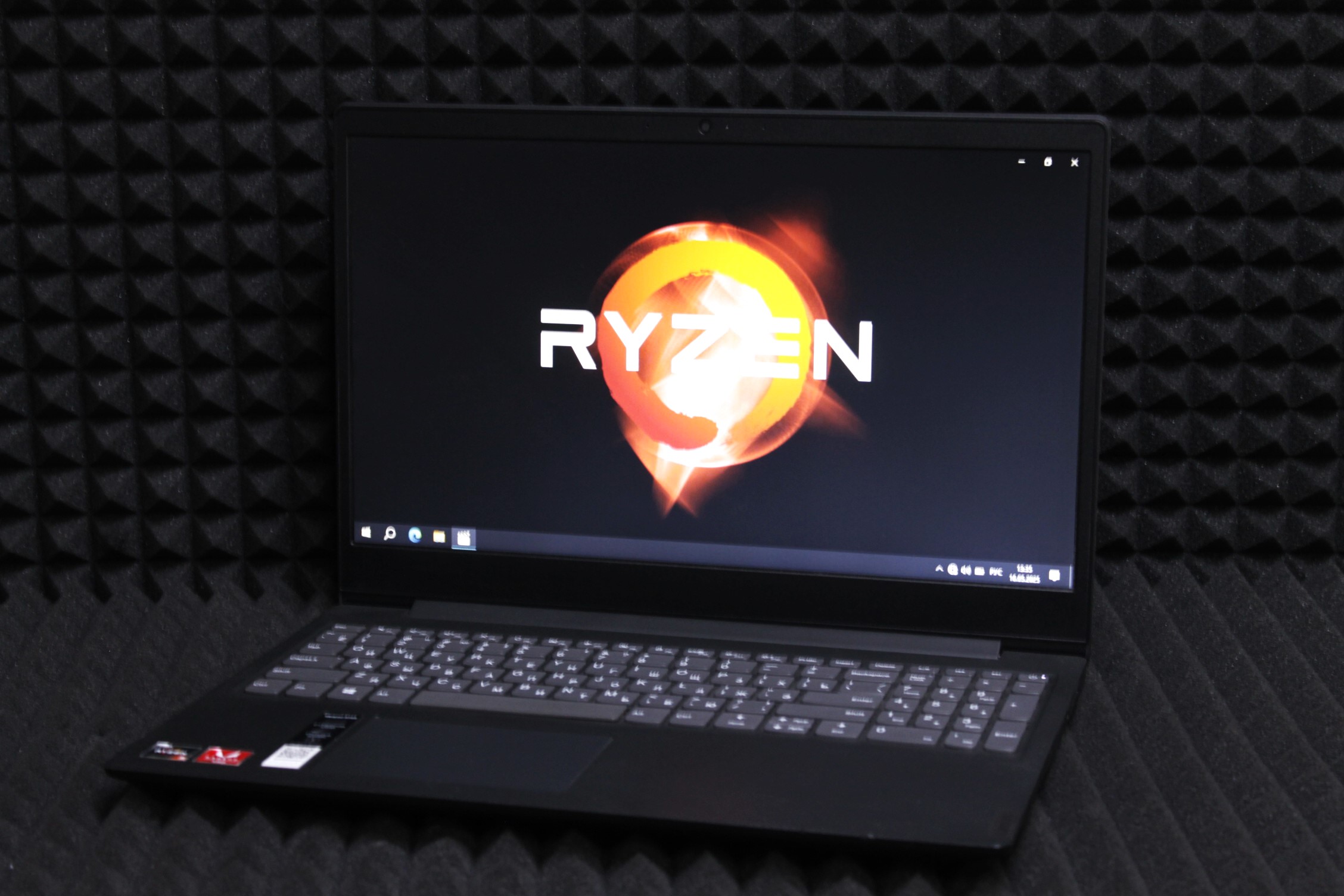 Ноутбук Lenovo IdeaPad S145-15API (81UT00GCRK)
