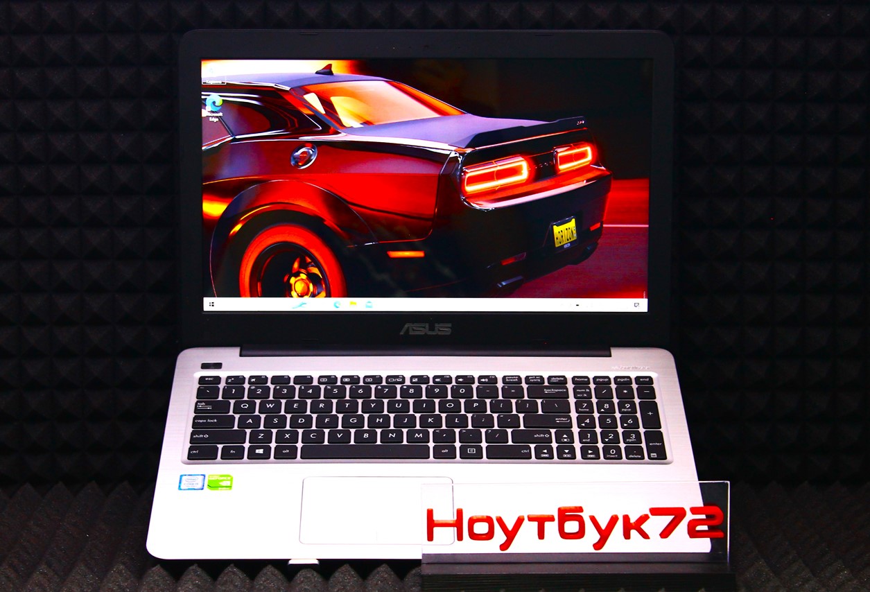 Ноутбук Asus VivoBook X556UQK