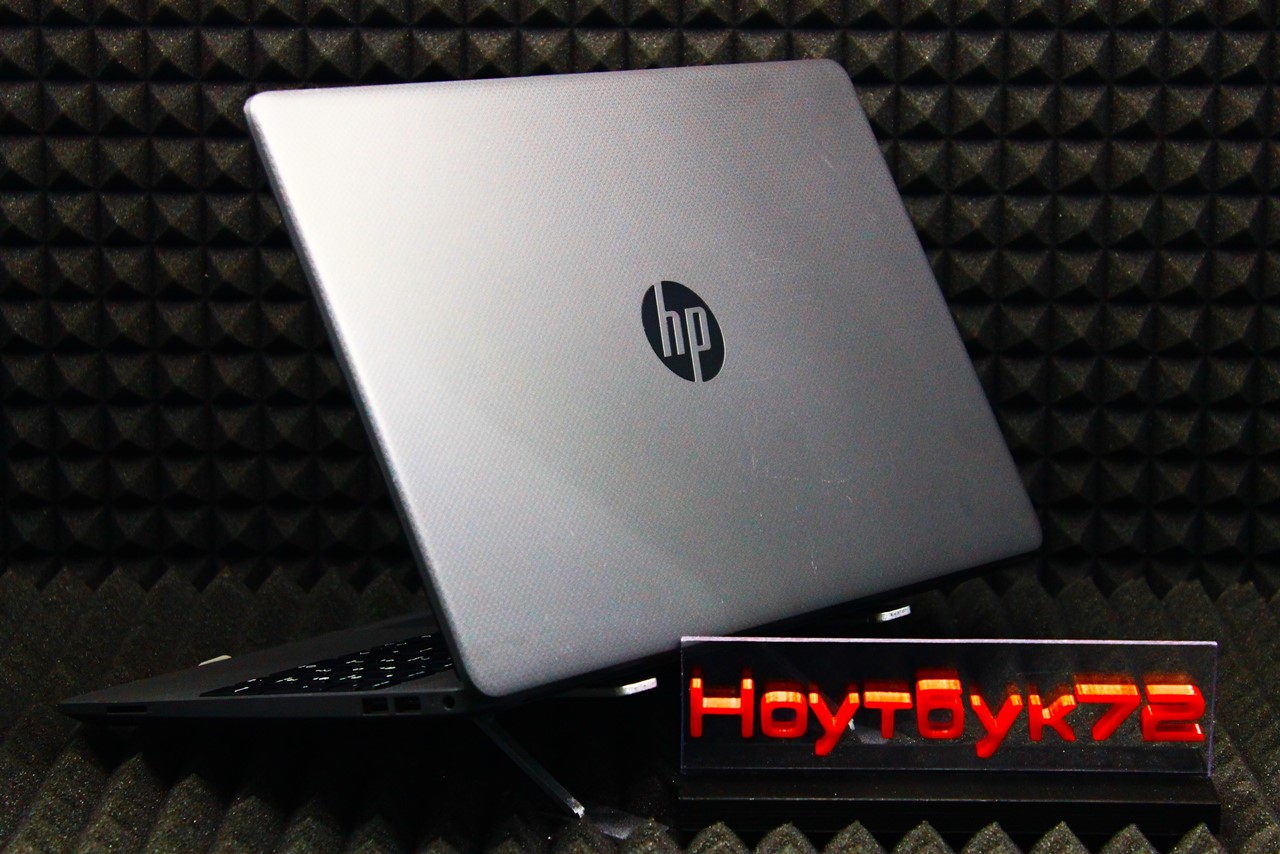 Ноутбук HP 255 G8-