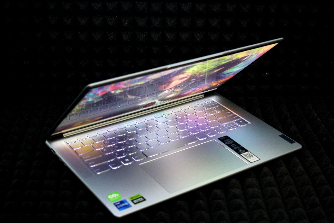 Ноутбук Lenovo Yoga Slim 7 ProX 14IAH7