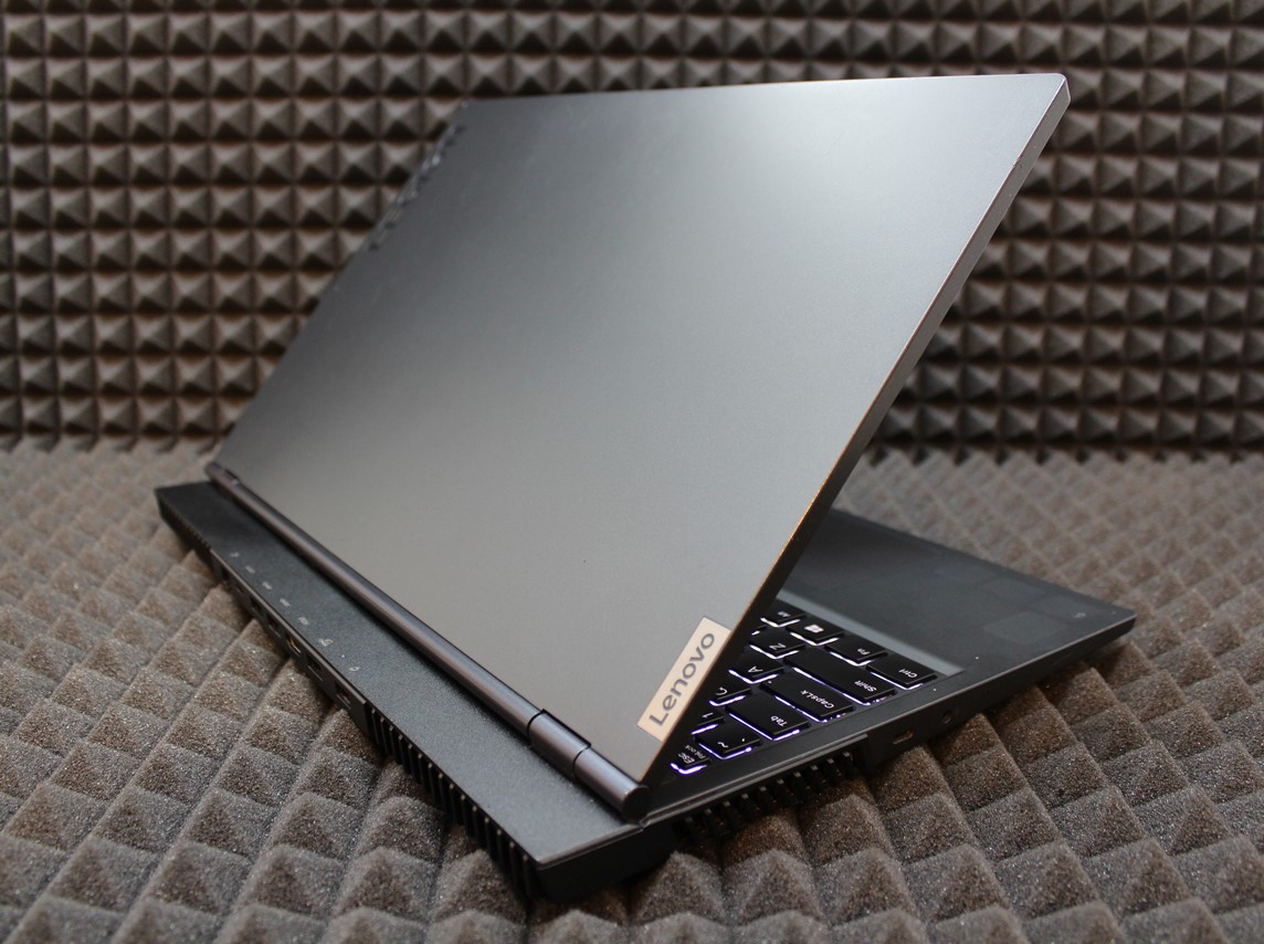 Ноутбук Lenovo Legion 5 15ACH6