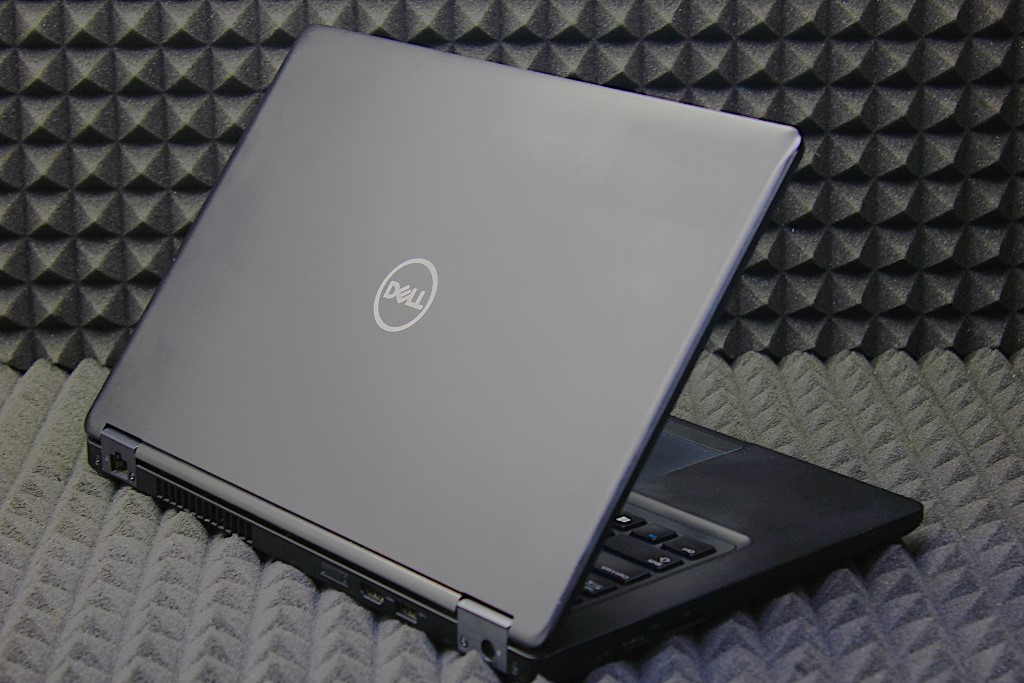 Ноутбук DELL Latitude 5490