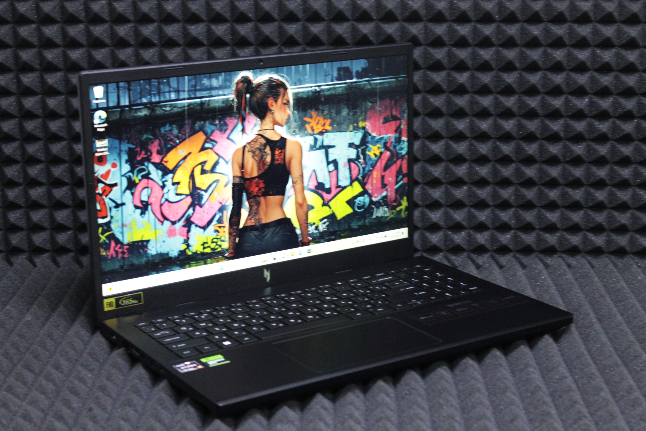 Ноутбук Acer Nitro V15 ANV15-41-R70B