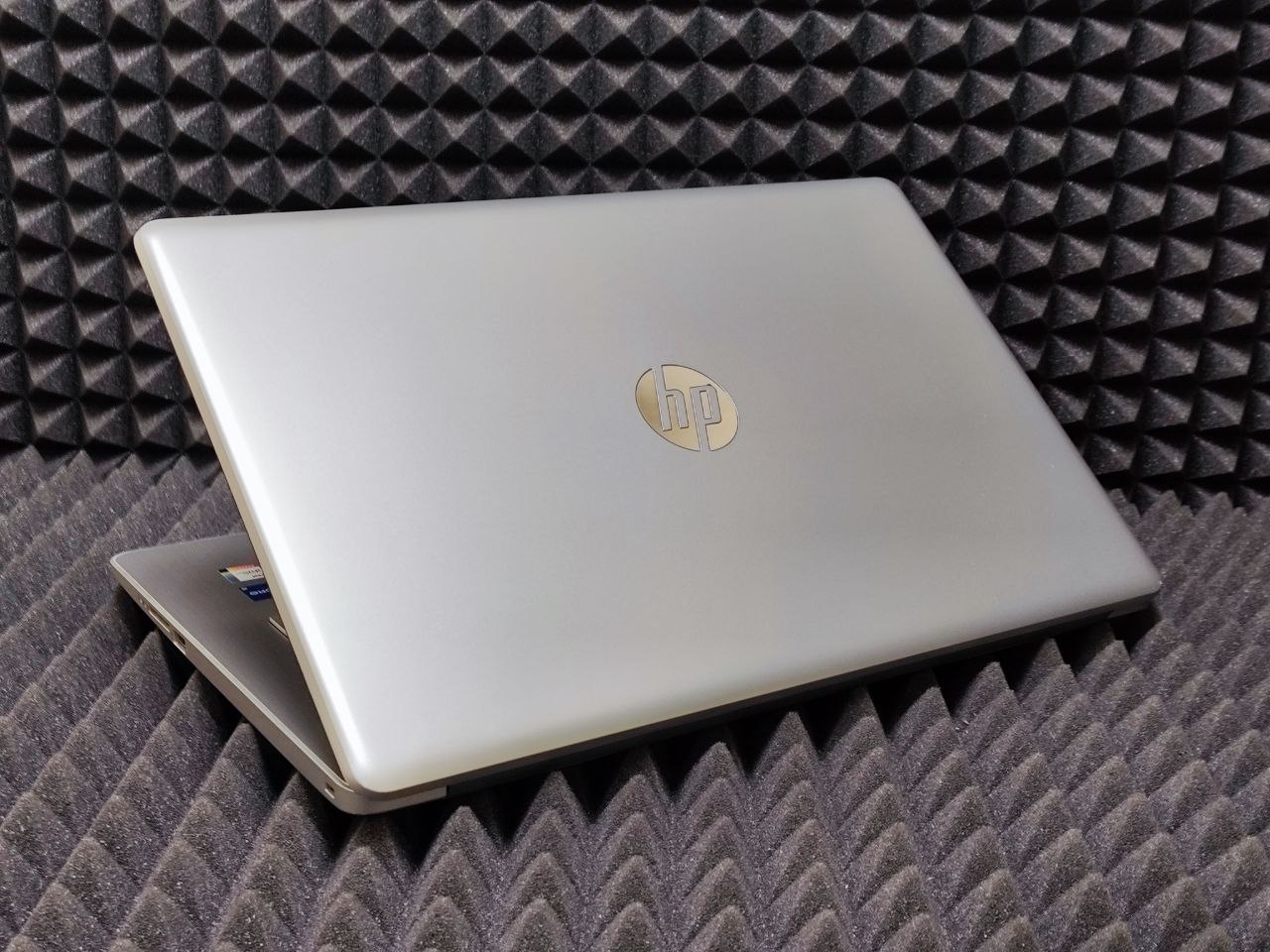 Ноутбук HP 17-by4013ur 316H5EA