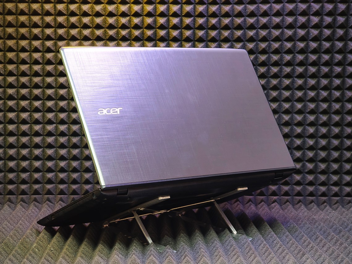 Ноутбук Acer E5-575G-53V2