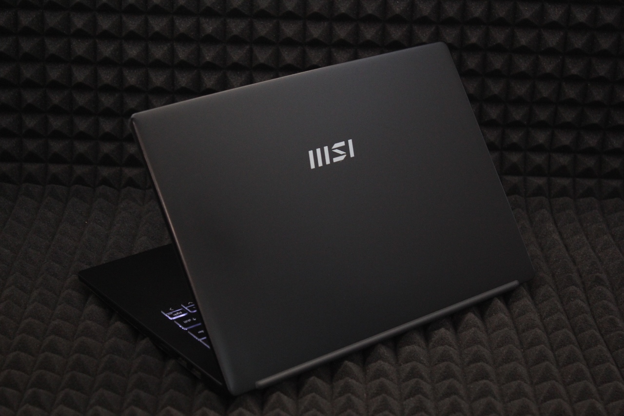 Ноутбук MSI Modern 14 C12M-229RU