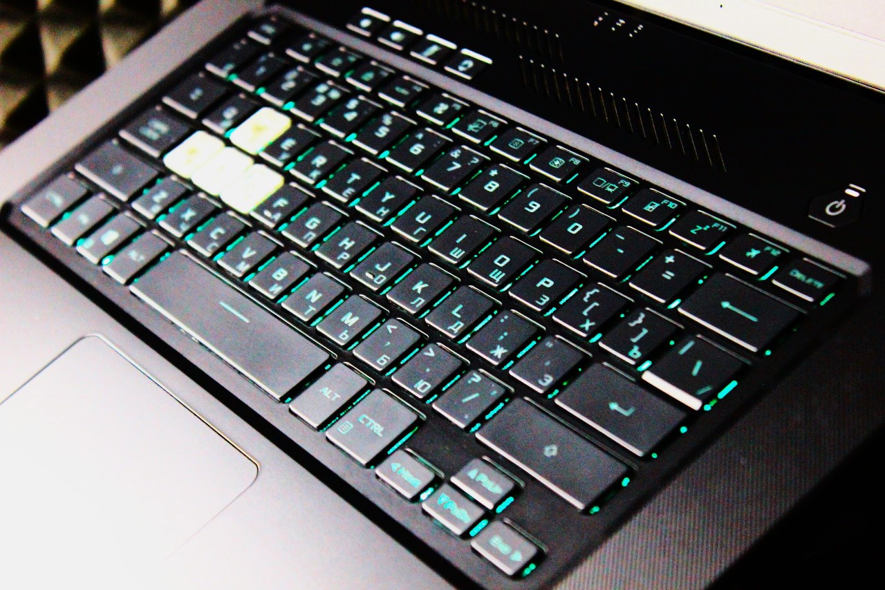 Ноутбук ASUS TUF Dash F15 FX516PR-HN002