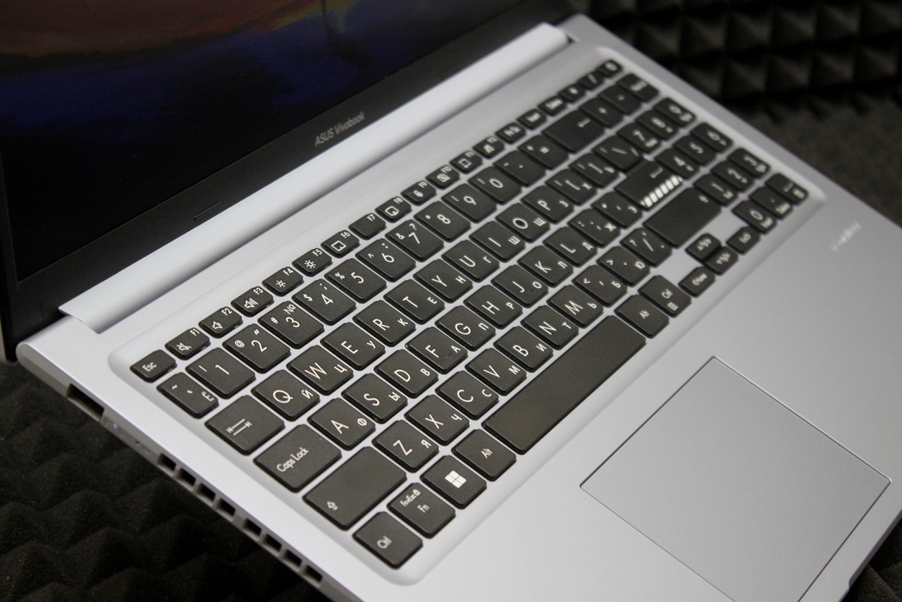 Ноутбук Asus Vivobook M15021A-BQ093