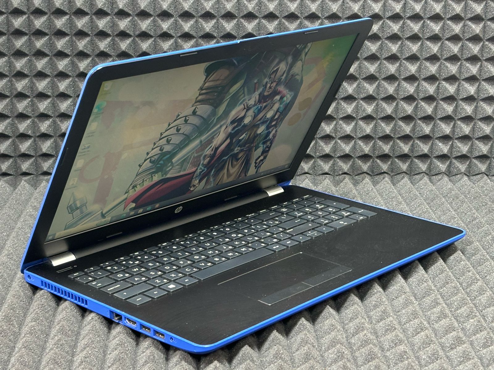 Ноутбук HP 15-bw065u