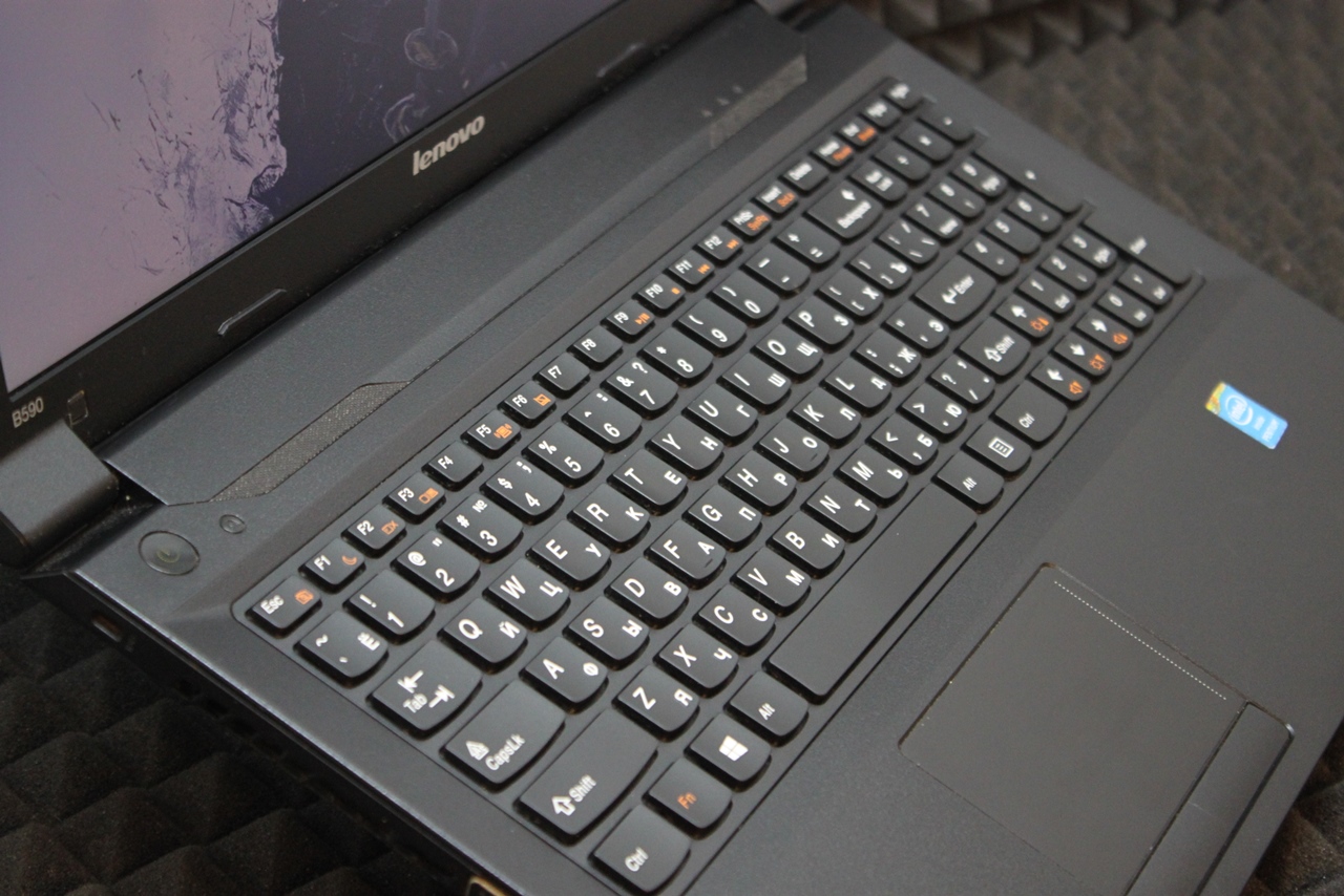 Ноутбук Lenovo B590