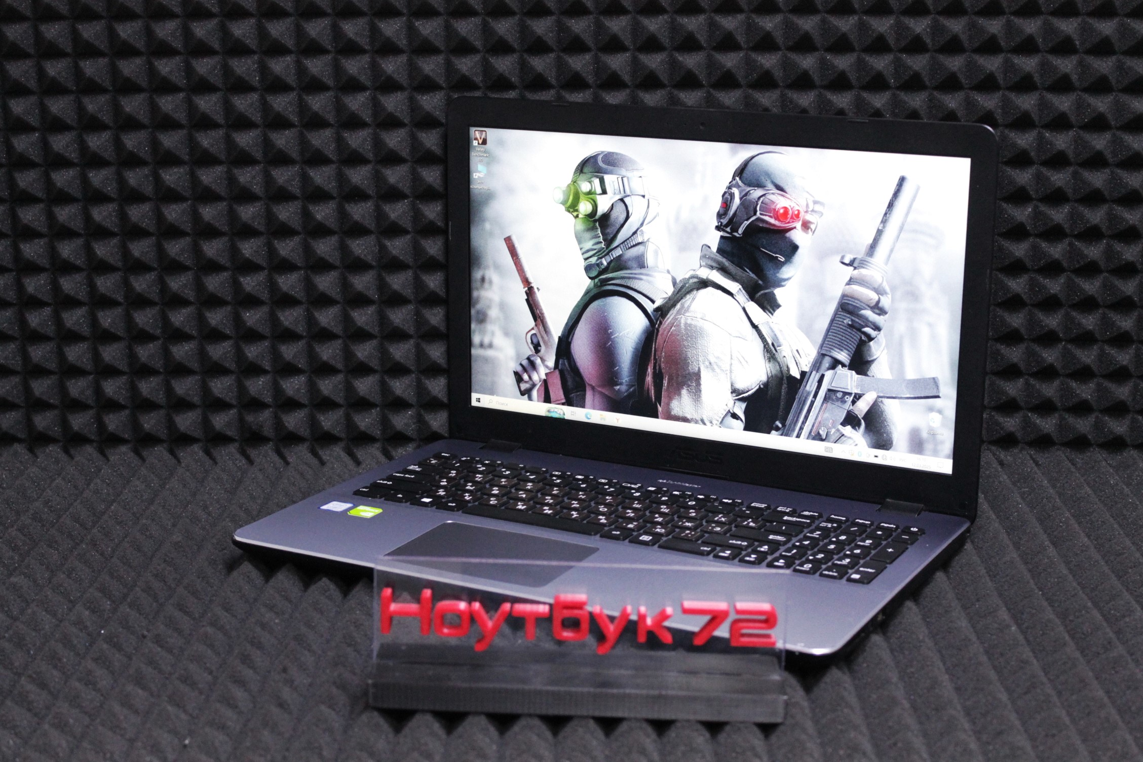 Ноутбук ASus VivoBook FL8000UQ8550