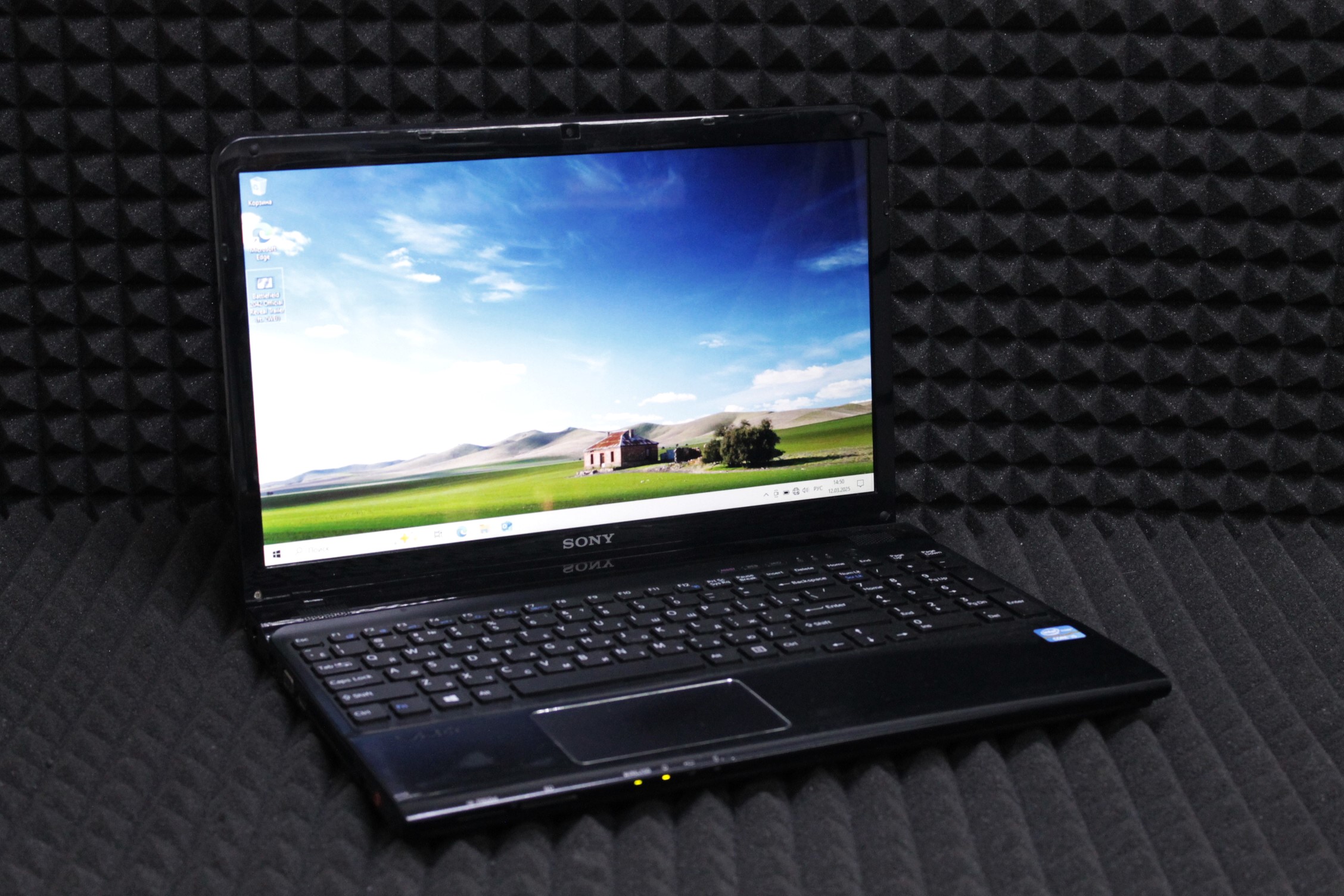 Ноутбук Sony Vaio SVE151E11