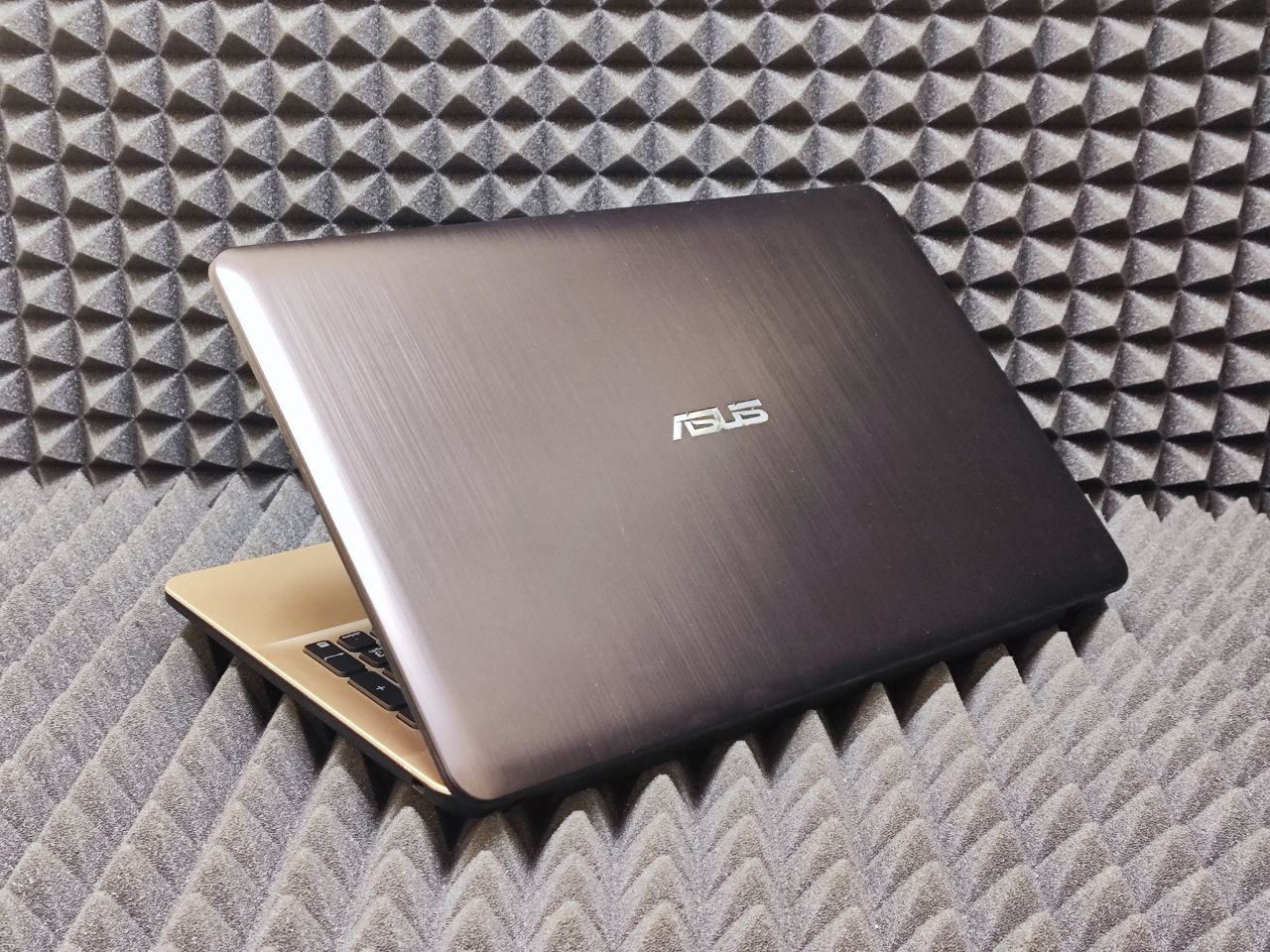 Ноутбук Asus X541SC-XXO34T