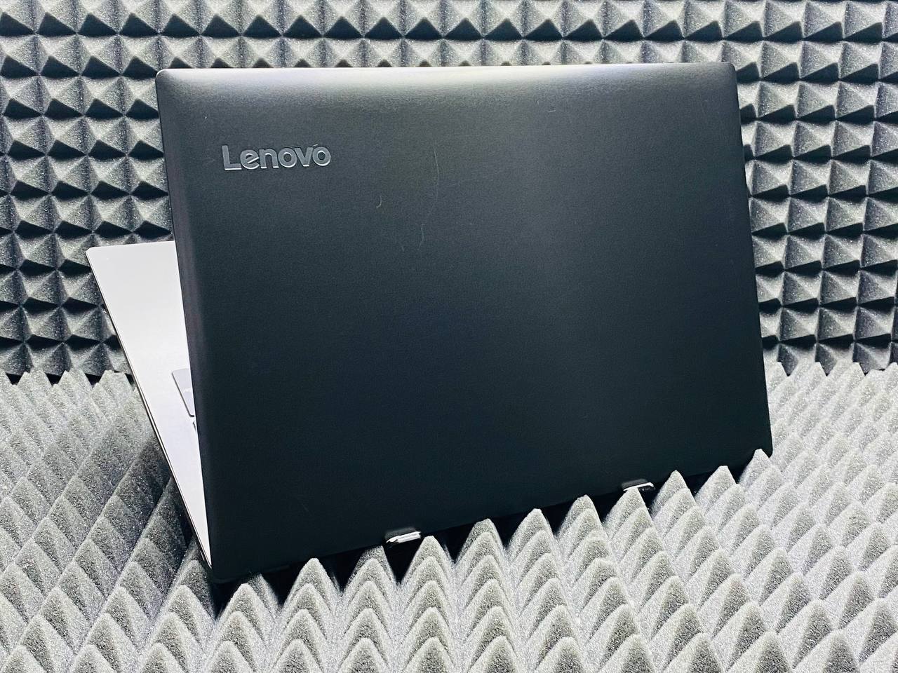 Ноутбук LenovoIdeaPad 330-15AST