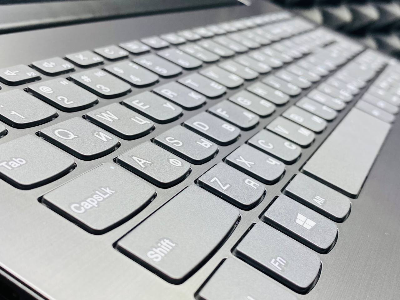 Ноутбук LenovoIdeaPad 330-15AST