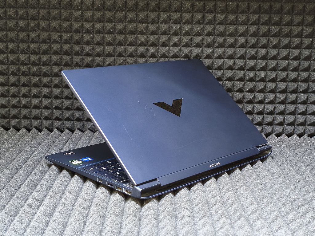 Ноутбук HP Victus 15-fa0044ci