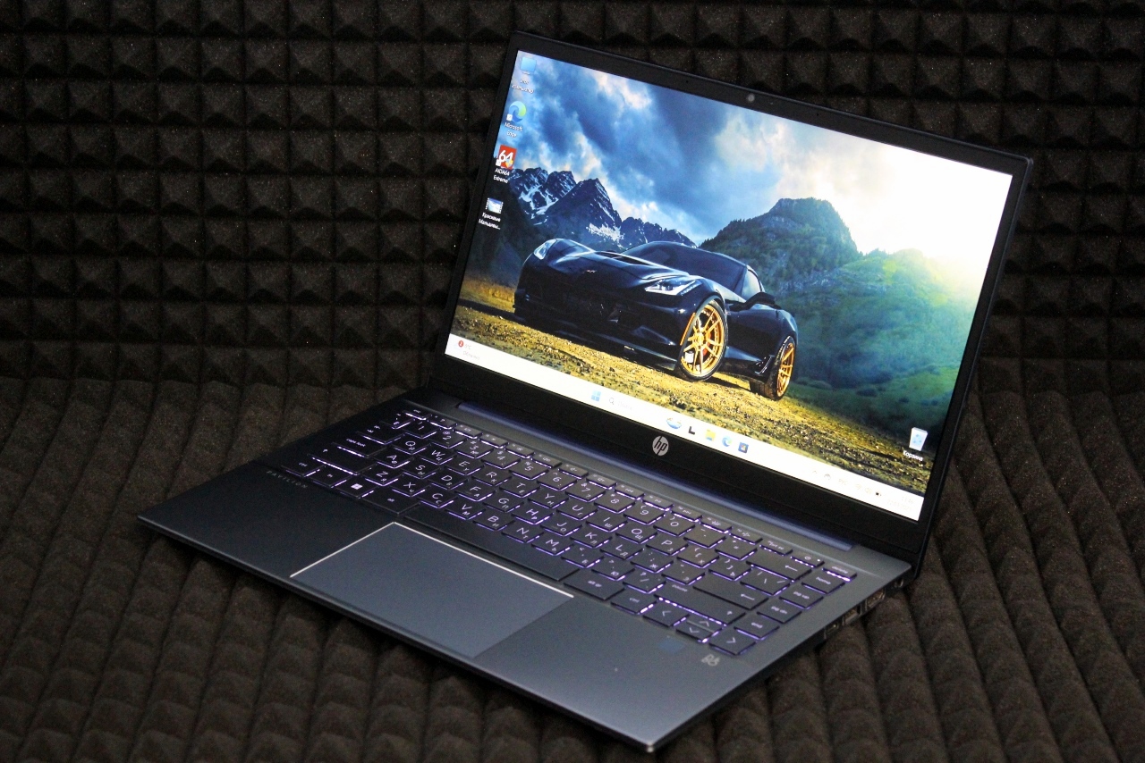 Ноутбук HP Pavilion 14-ec0008ur