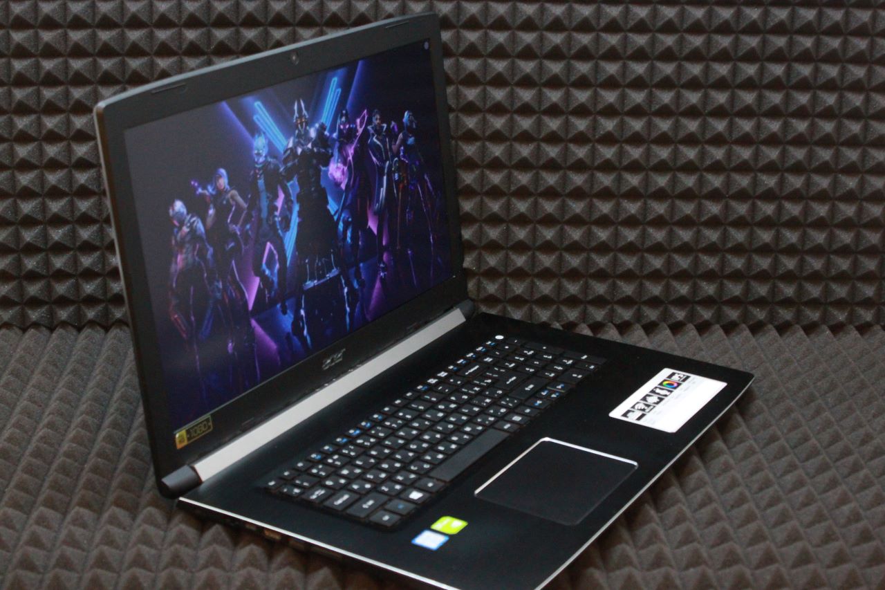 Ноутбук Acer Aspire A517-51G-55LY