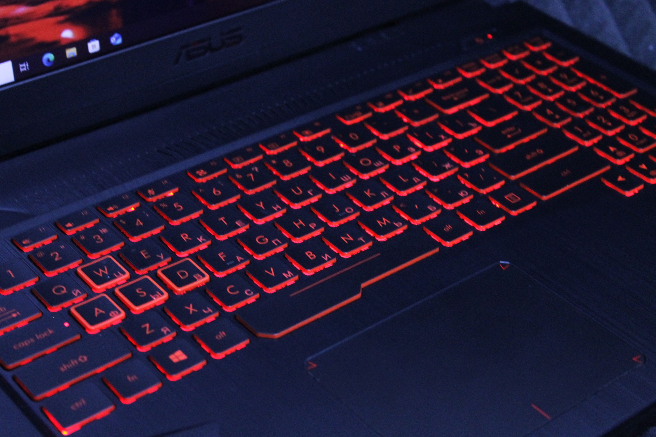Ноутбук Asus Tuf FX80GE8750