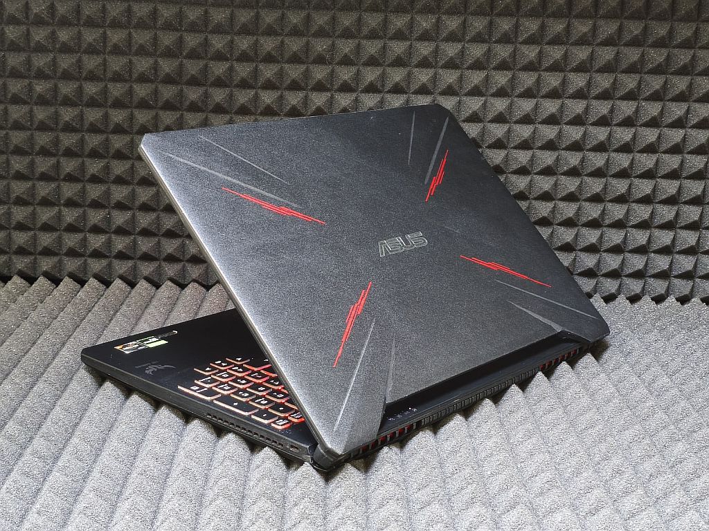 Ноутбук Asus FX95D