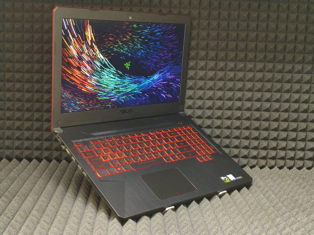Ноутбук Asus FX80G (FX80GE8300)-1