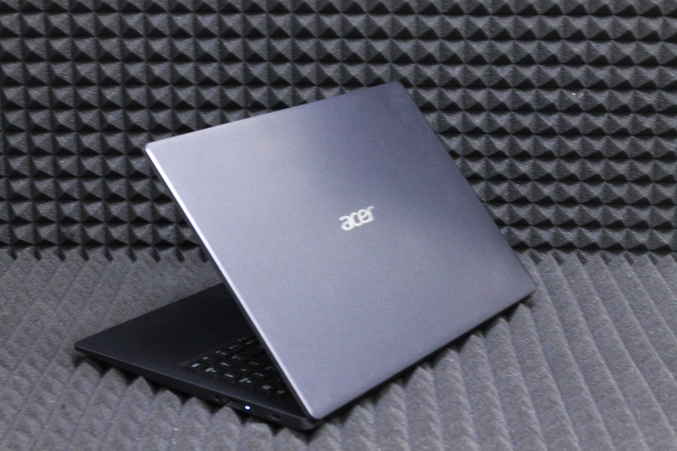 Ноутбук Acer Aspire A315-23G-R7H1