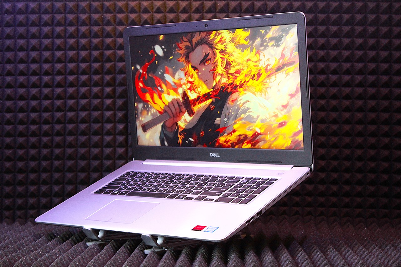 Ноутбук Dell P35E001