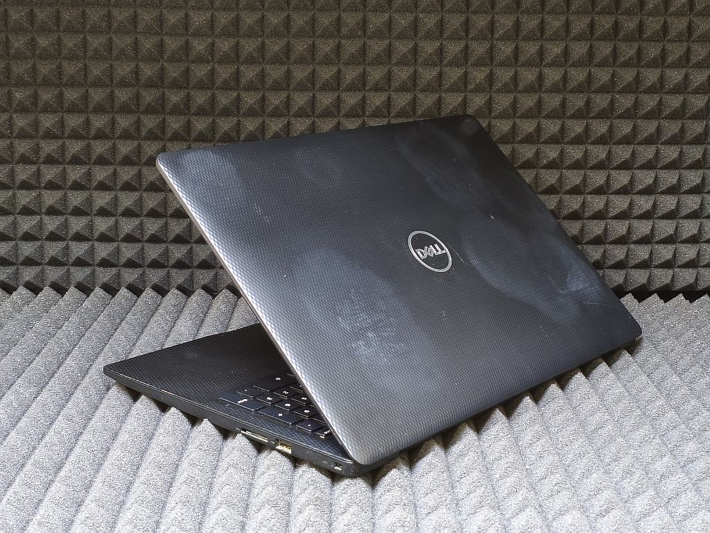 Ноутбук Dell Inspiron 3584