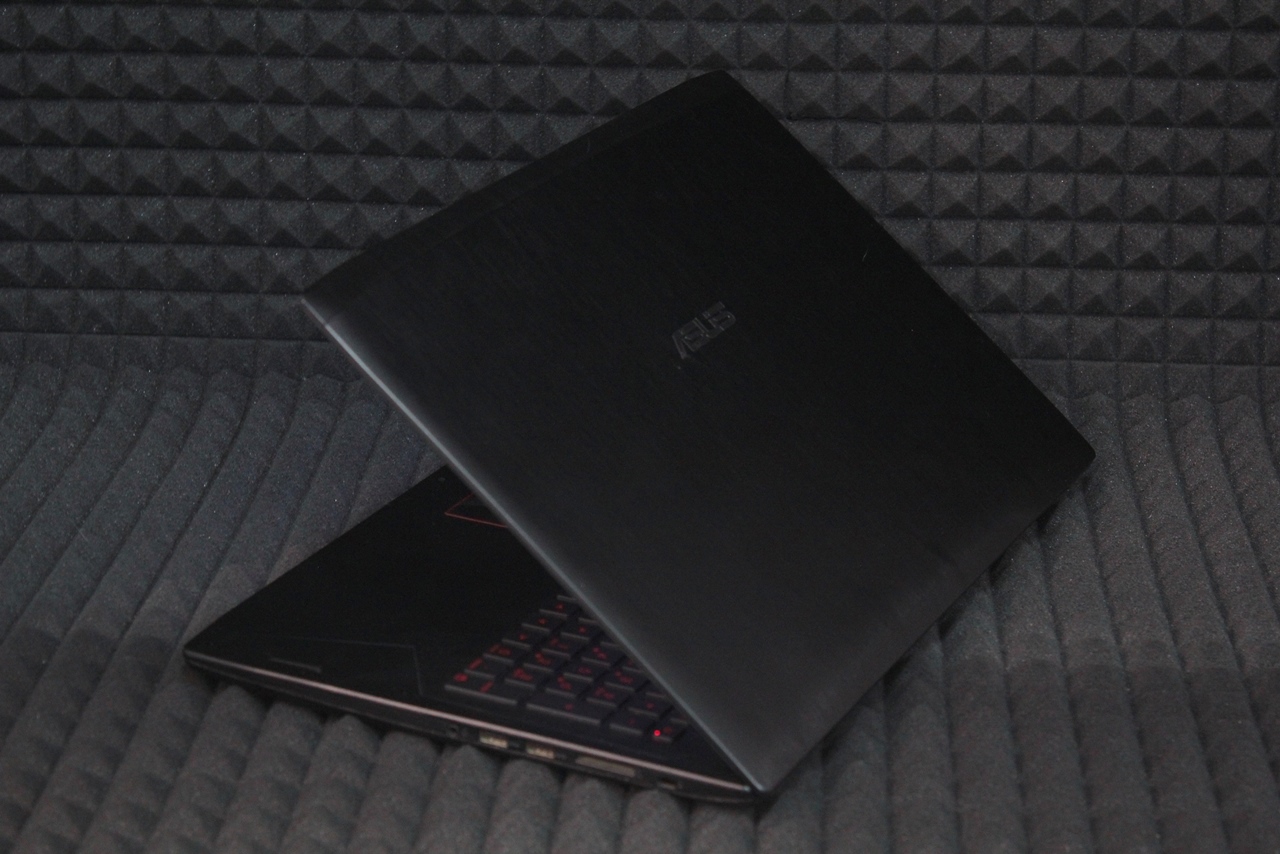 Ноутбук ASUS ROG FX60VM6700