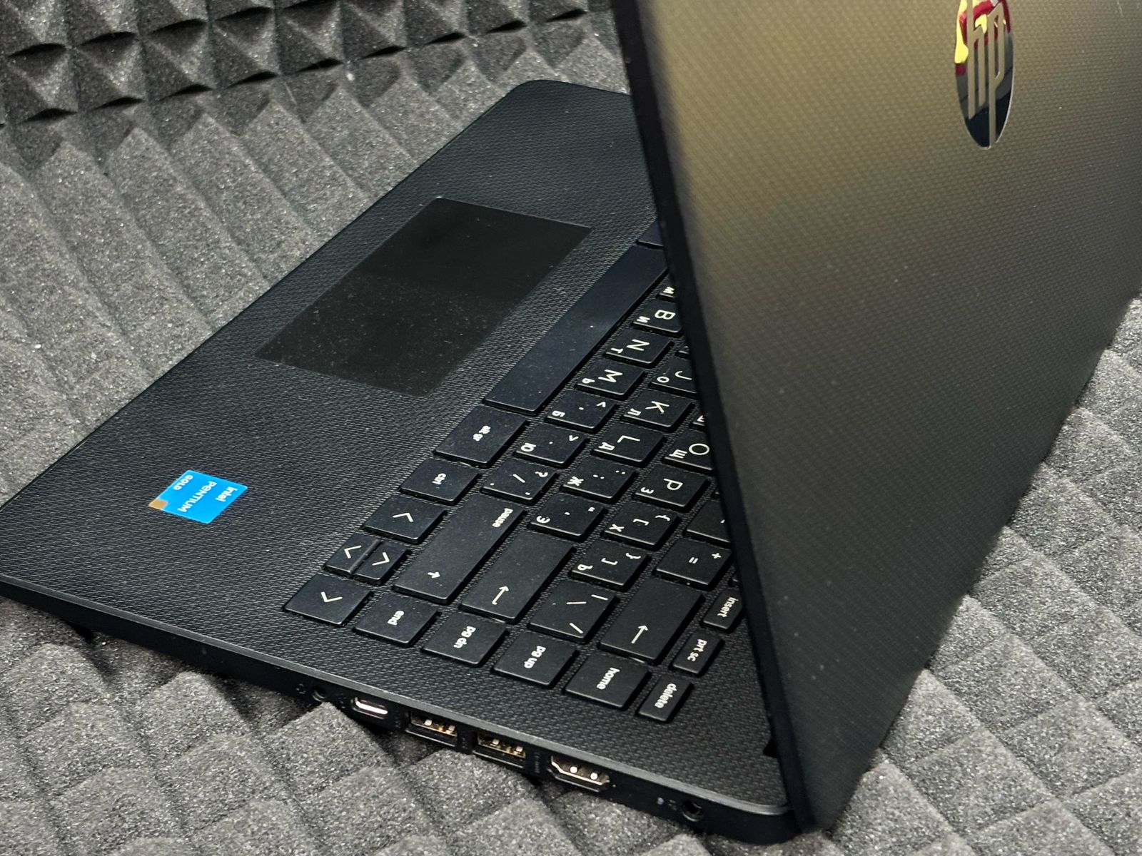Ноутбук HP 14s-dq2012ur
