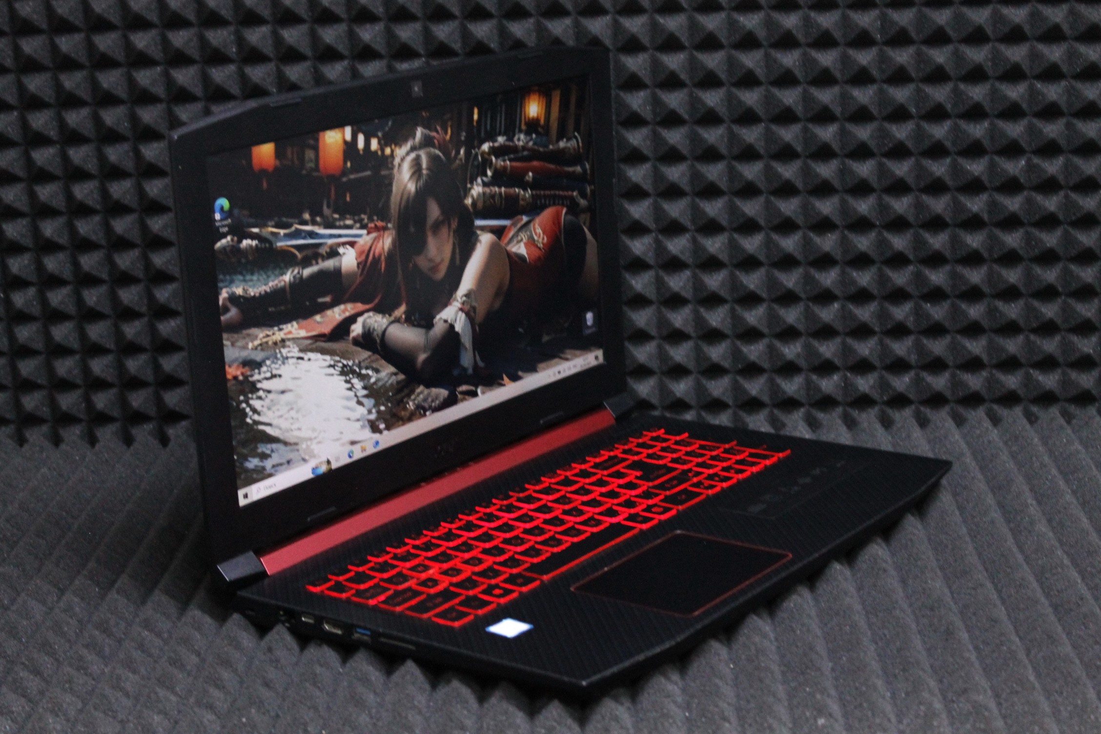 Ноутбук Acer Nitro 5 AN515-52-56Z7