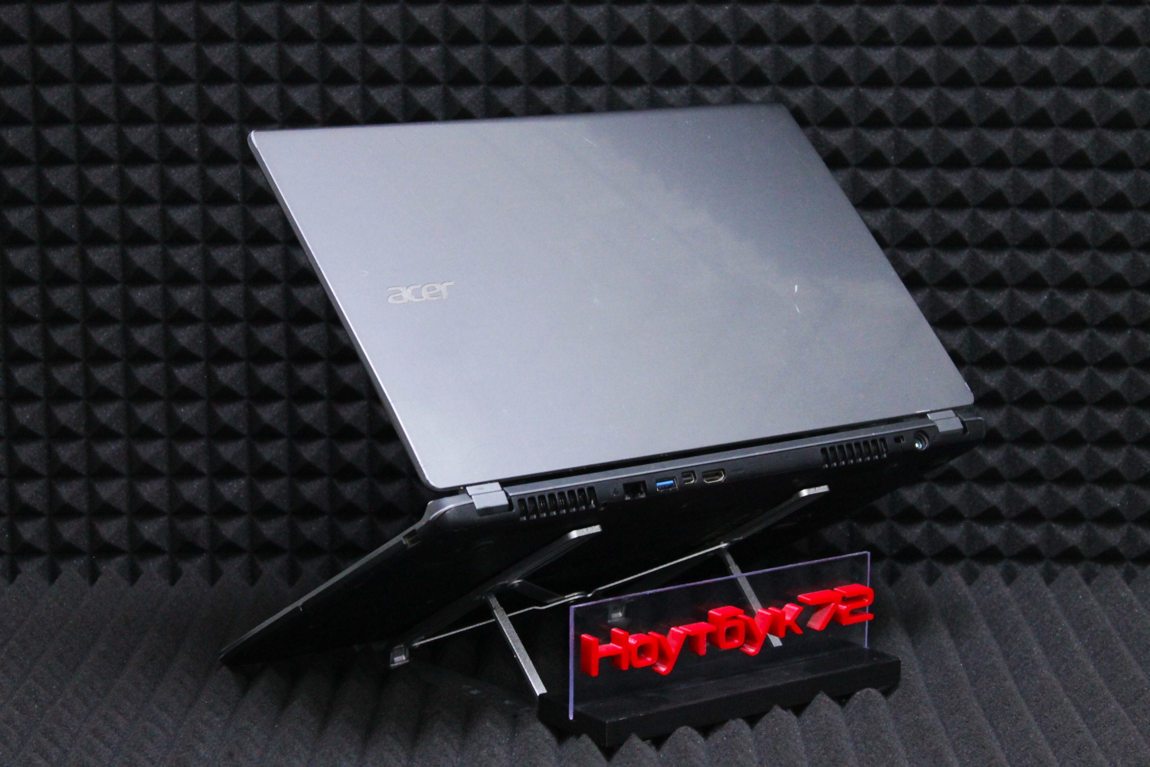 Ноутбук Acer V5-552