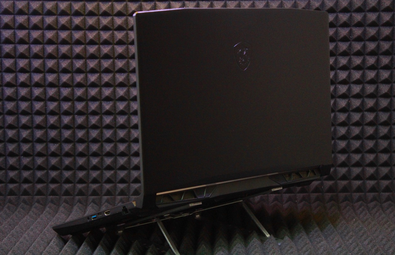 Ноутбук MSI Katana GF66 11UE-819XRU