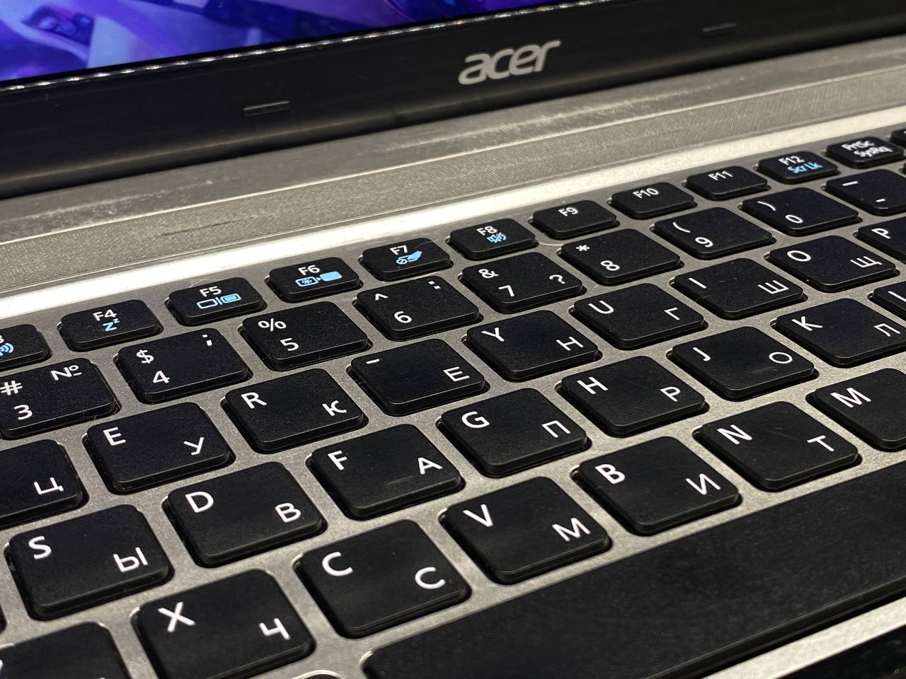 Ноутбук Acer Aspire V3-571G-32374G50Makk