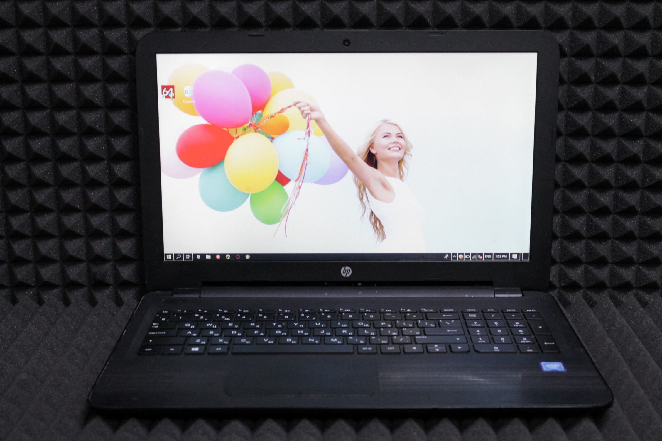 Ноутбук HP 15-ay016ur.