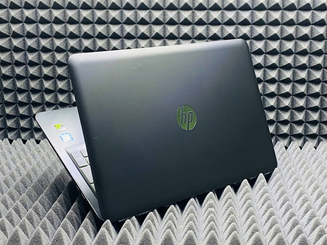 Ноутбук HP Pavilion Gaming 15-bc400ur
