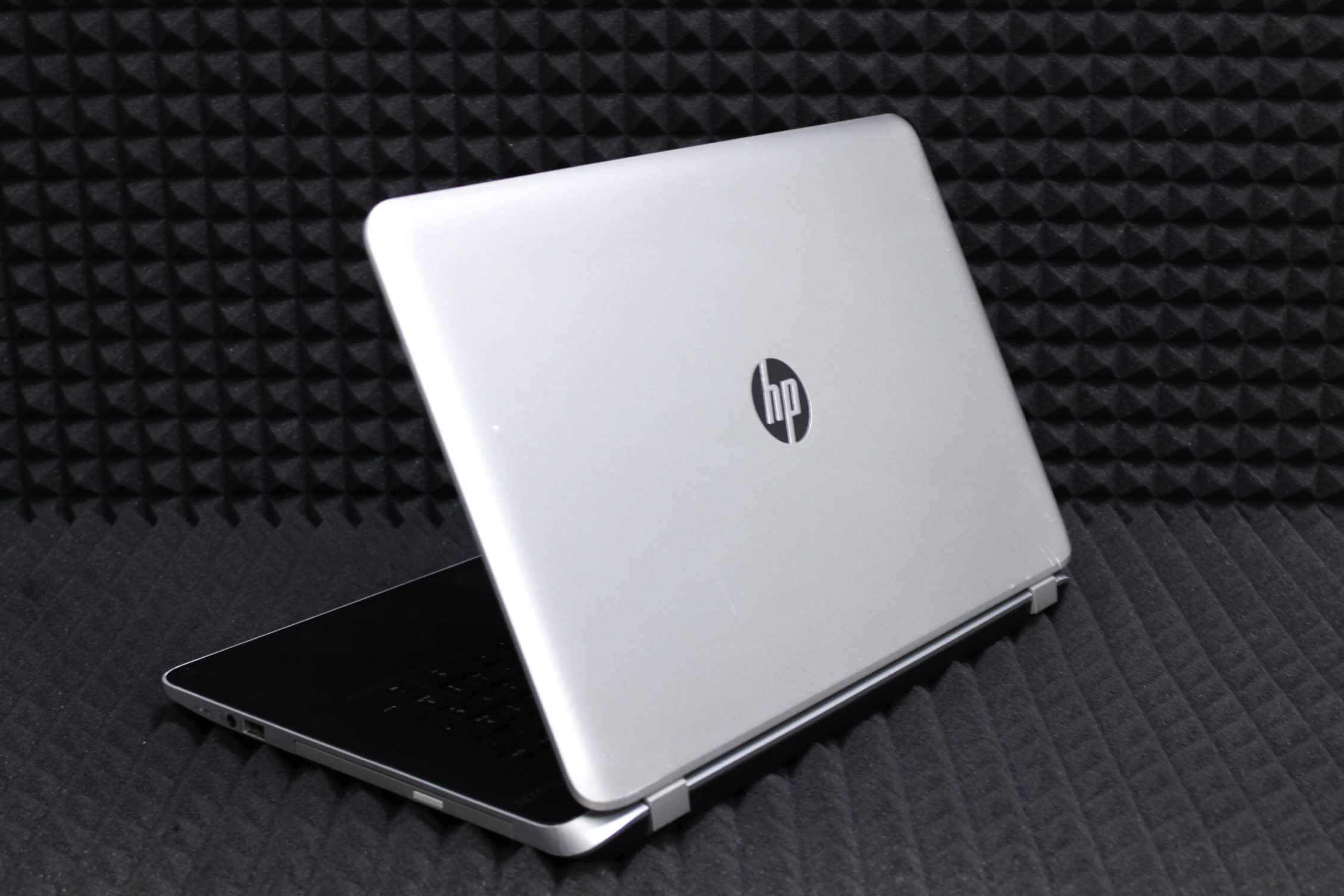 Ноутбук HP 17-f004sr