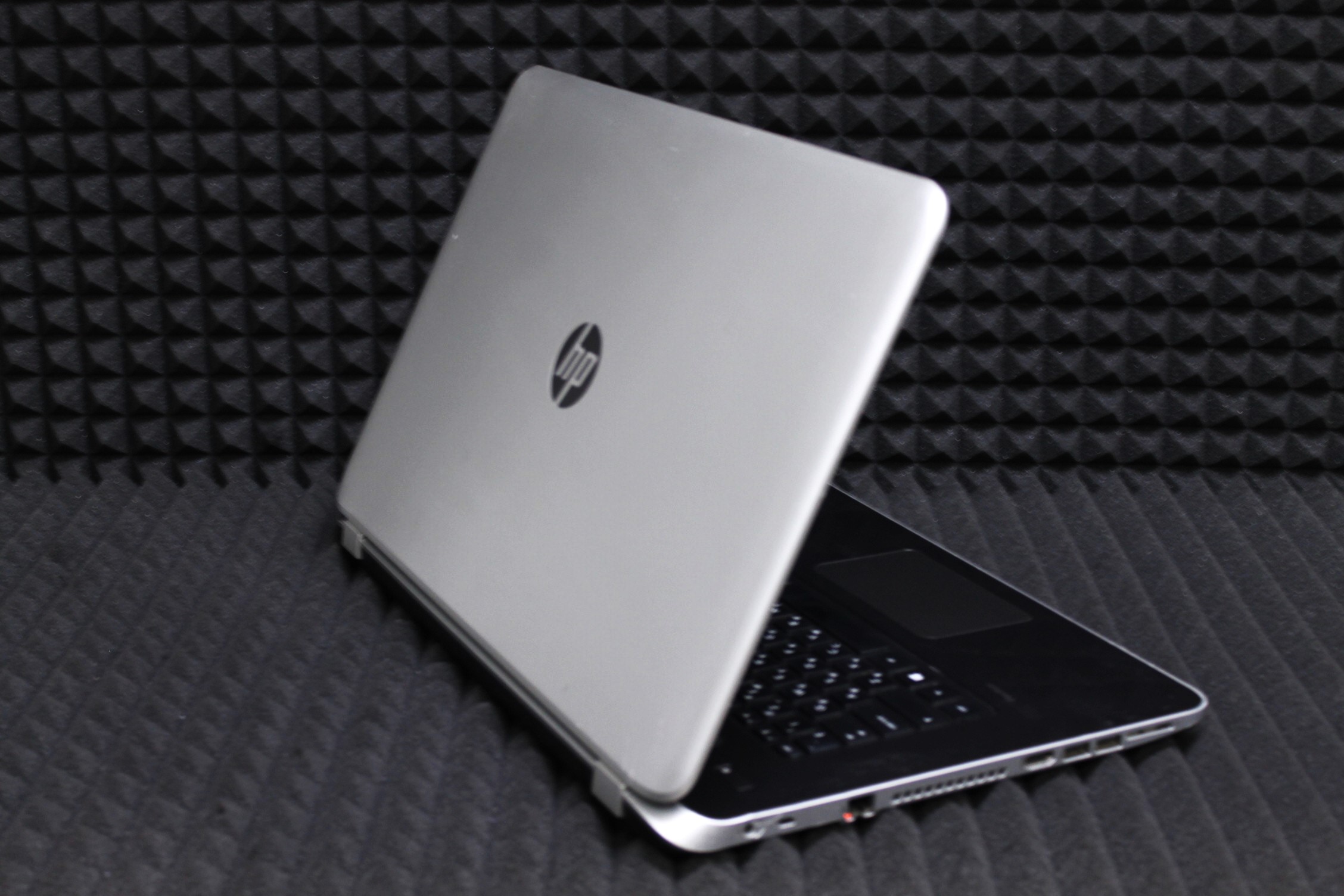 Ноутбук HP 17-f004sr