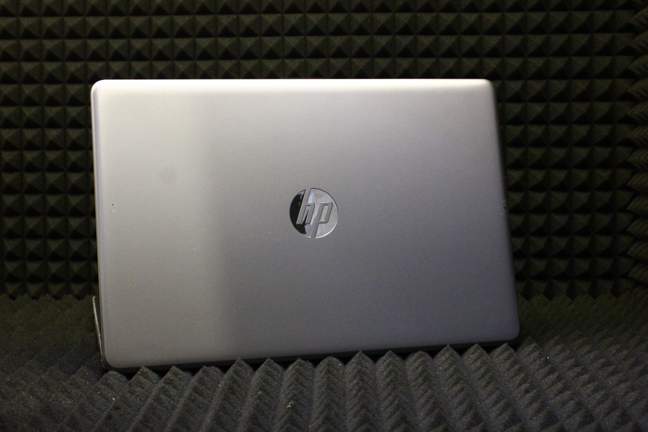 Ноутбук HP 250 G66