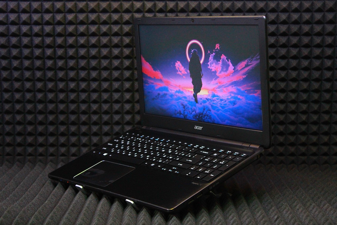 Ноутбук V5-561G-74504GT