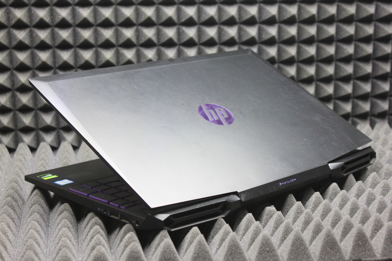 Ноутбук HP Pavilion 15-DK0130TX