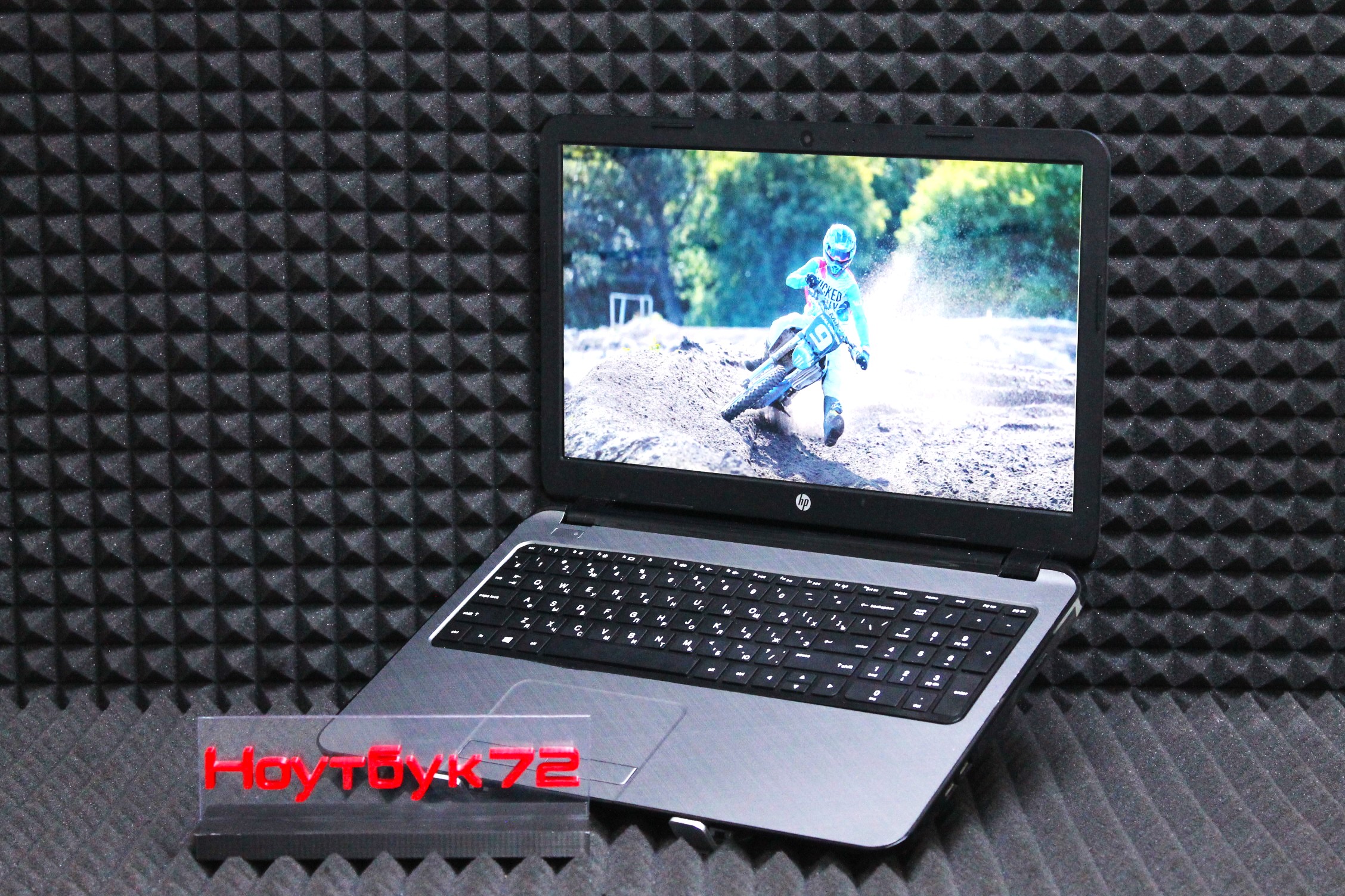 Ноутбук HP 15-G208UR