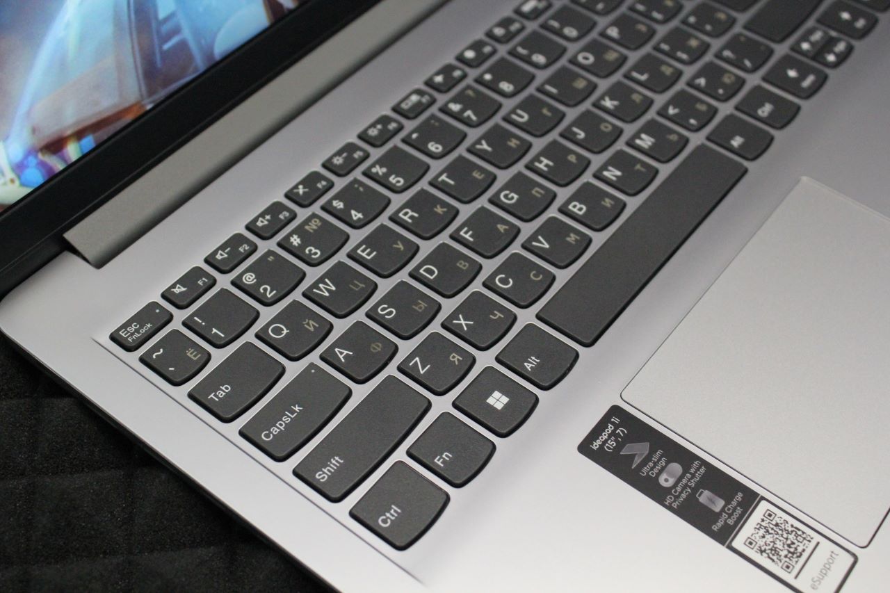 Ноутбук Lenovo IdeaPad 15IAU7
