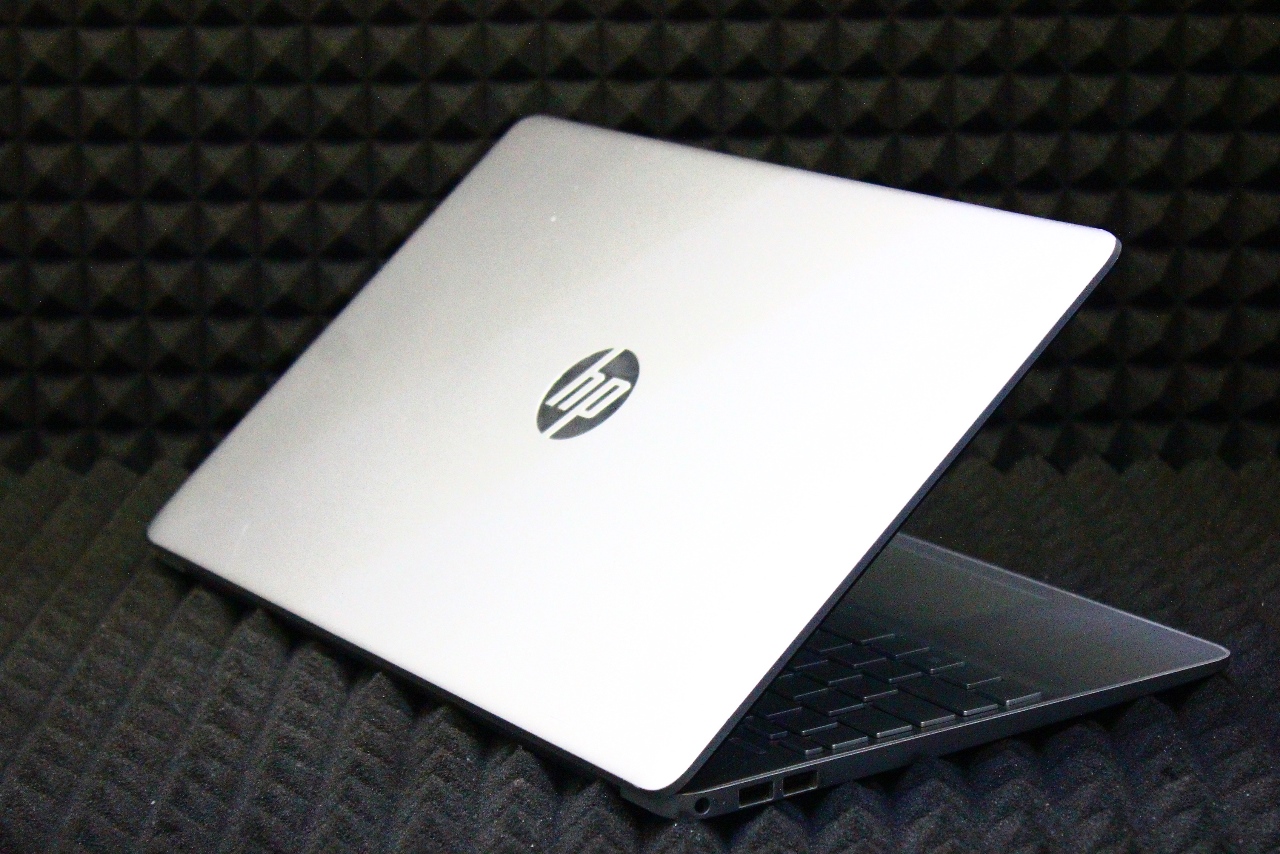 Ноутбук HP 15s-eq2020ur50
