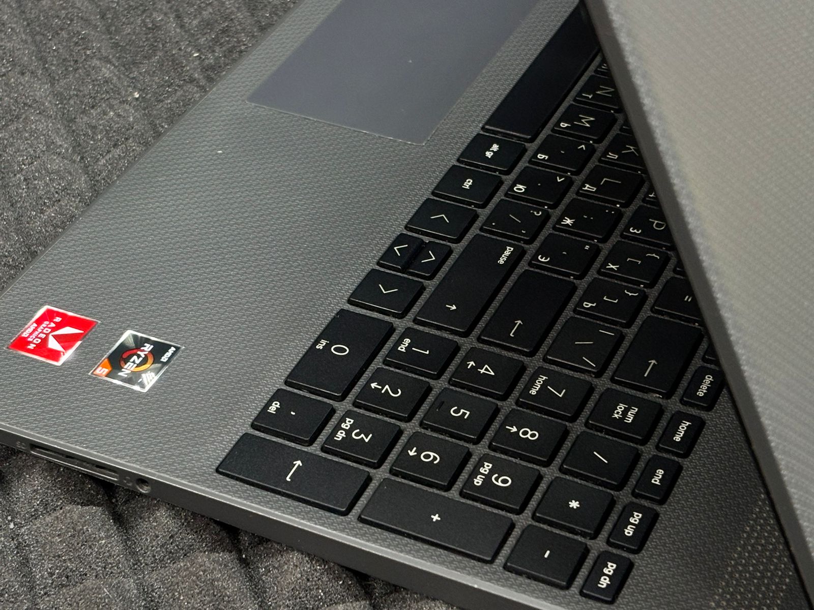 Ноутбук HP 15E-eq0056ur